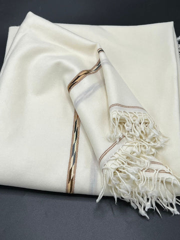 Shawlana Off-White Wool Shawl — Classic Edition