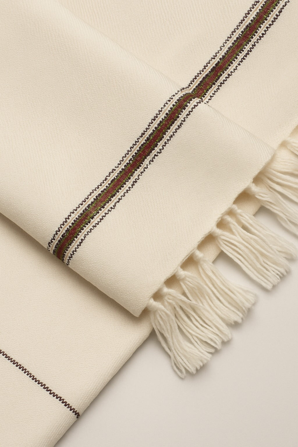 Shawlana Off-White Wool Shawl — Classic Edition